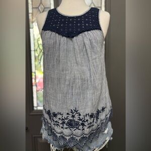 Liz Lange Maternity Navy Embroidered Lace Sleeveless Top